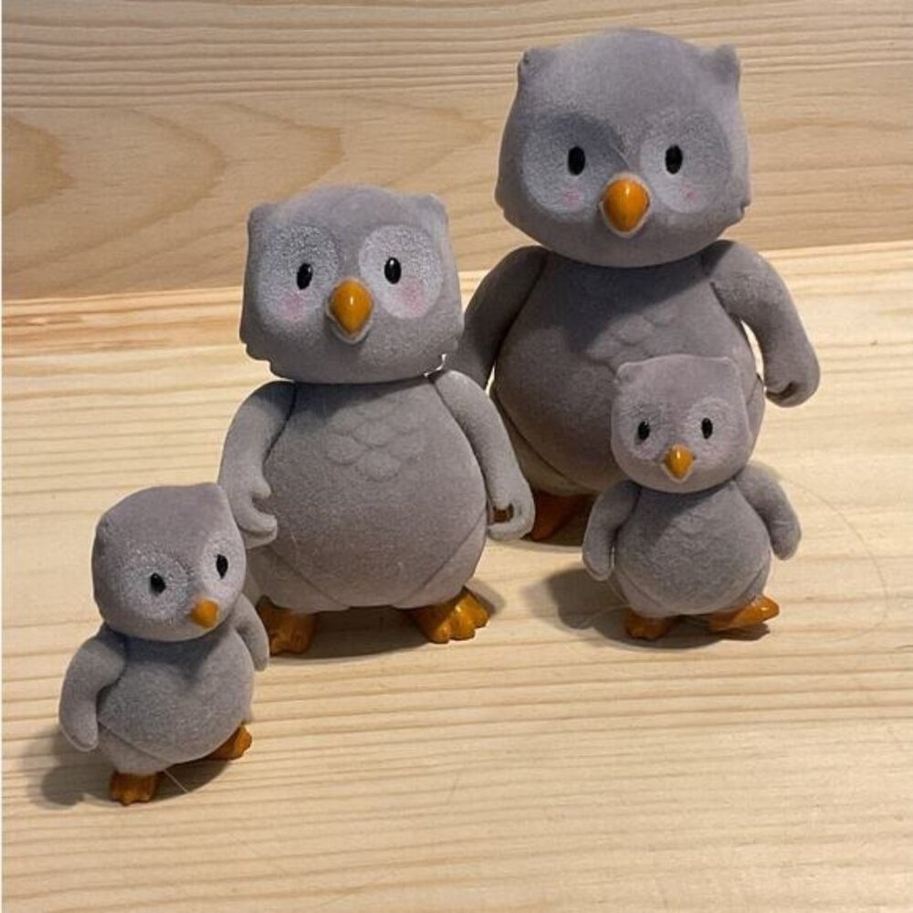 Lil Woodzeez The Whooswhoo Owl Family Flocked Action Figure Dolls